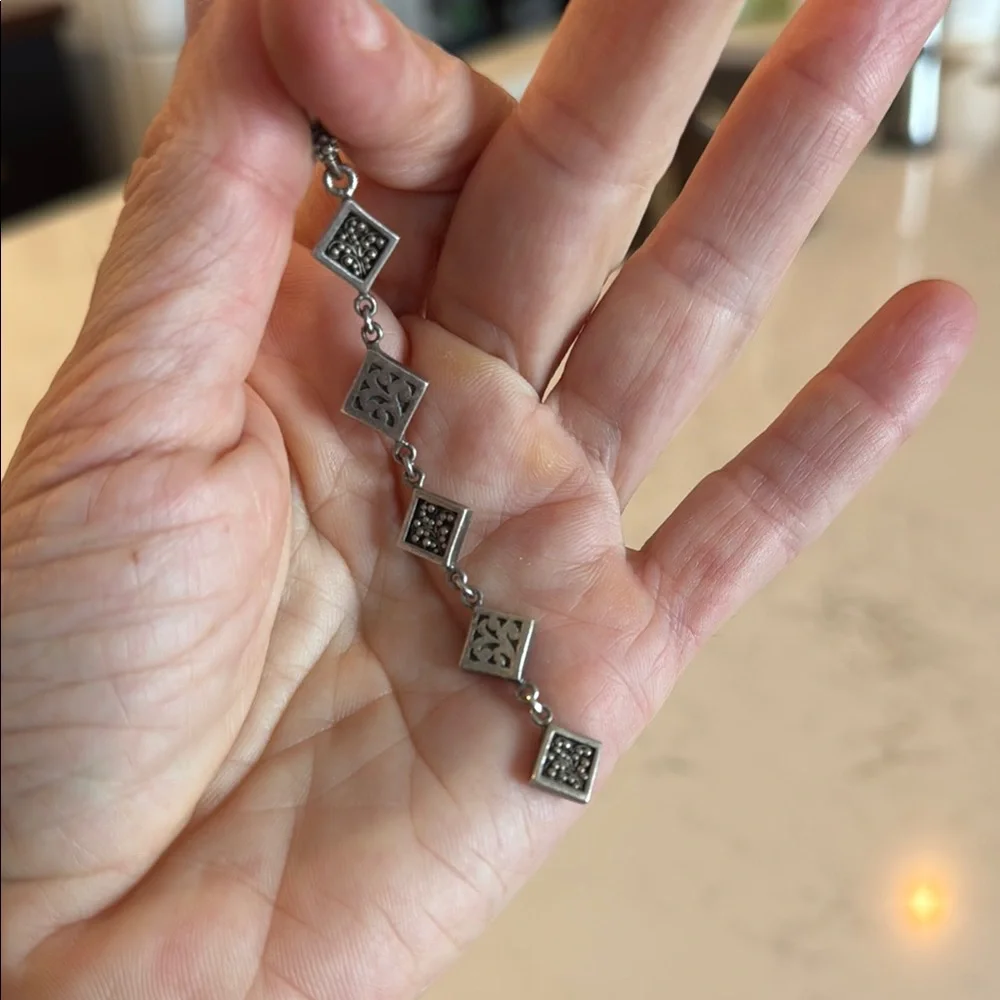 Lois Hill Silver Geometric Cascade Earrings - Picture 3 of 4